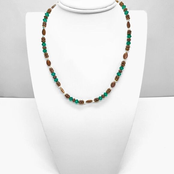🍍3/$15🍍 Bronzed Crystal Bead Necklace - Picture 1 of 3